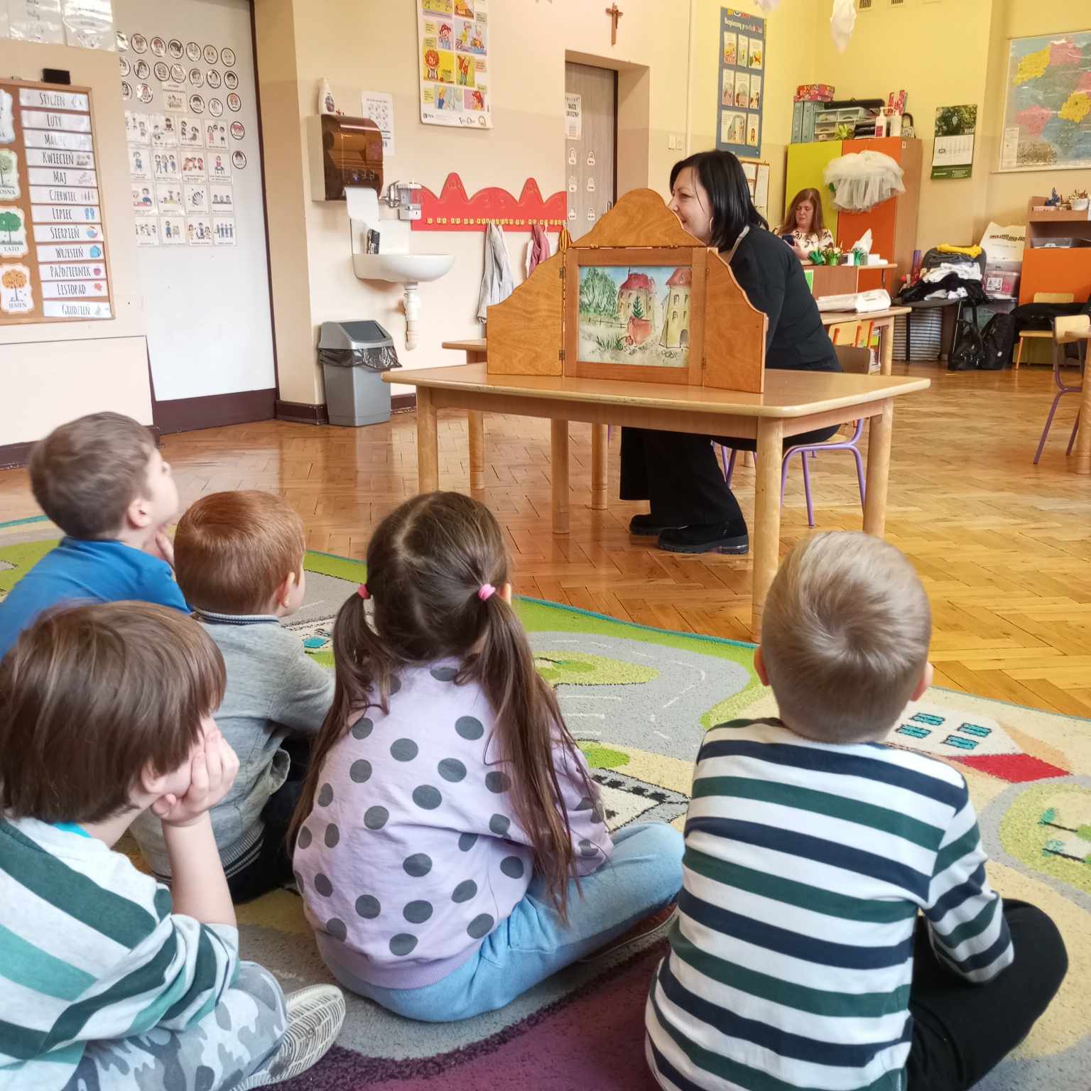 Zajęcia kamishibai w Przedszkolu Publicznym nr 6 w Radomiu