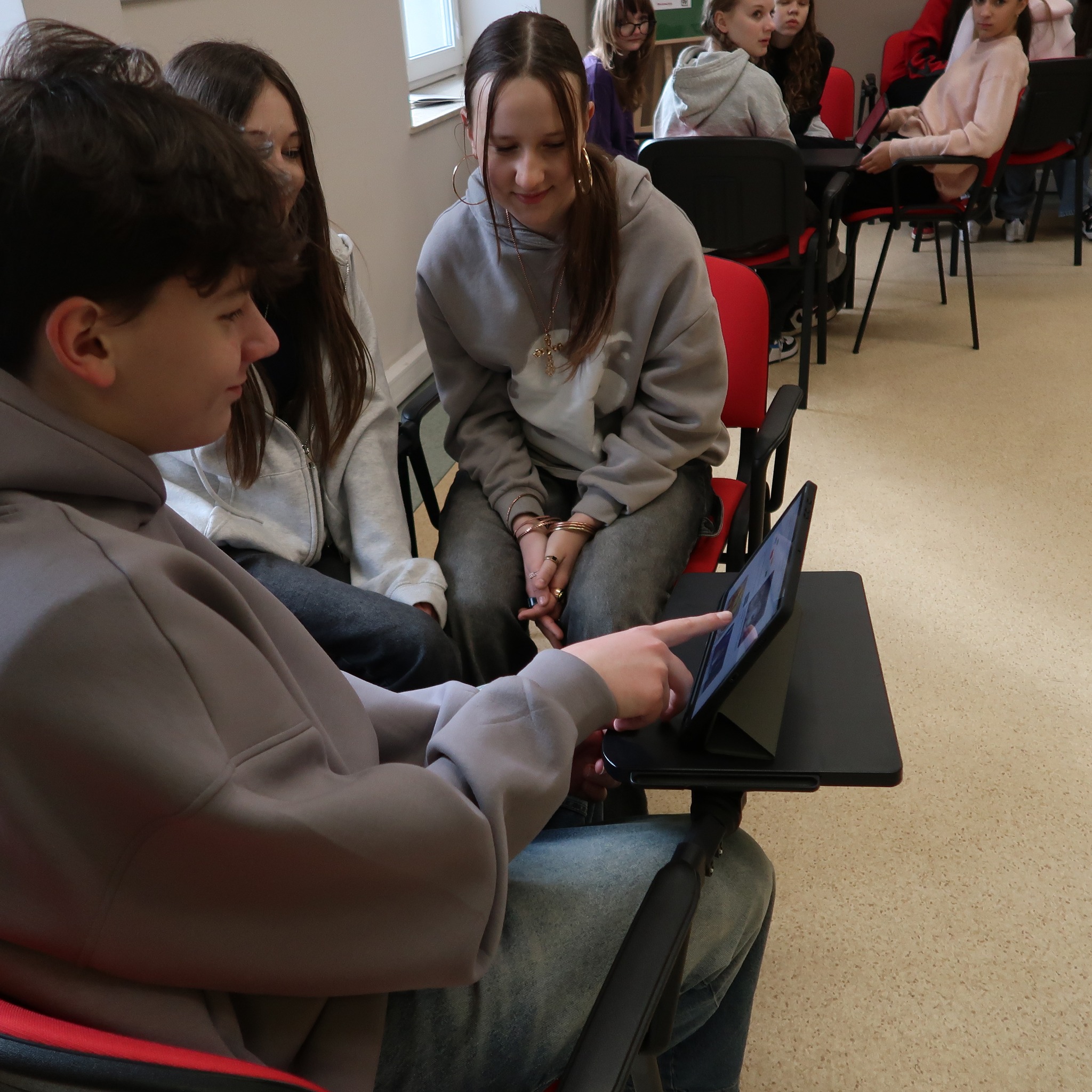 dzien-jezyka-ojczystego-1 Obchody Międzynarodowego Dnia Języka Ojczystego w Bibliotece Pedagogicznej w Radomiu