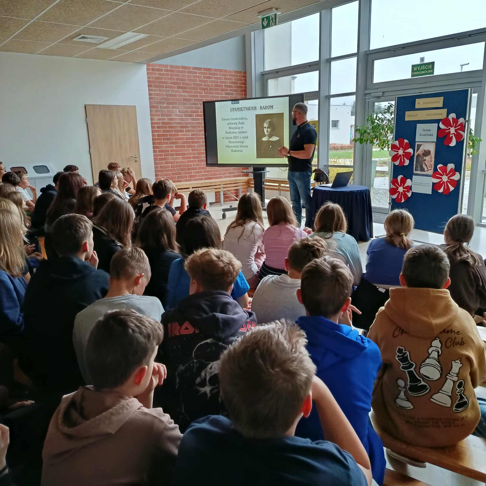 W poszukiwaniu lokalnych autorytetów – Teresa Grodzińska