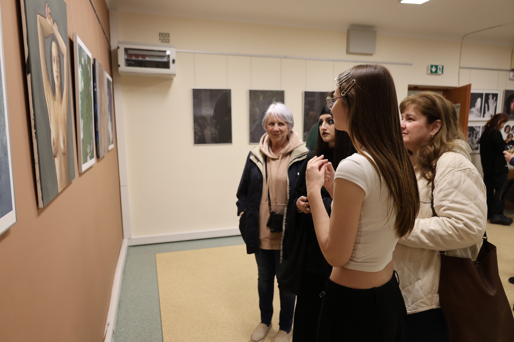 wernisaż wystawy "WA(bi)SABI - niedoskonałość jako manifest młodej sztuki"