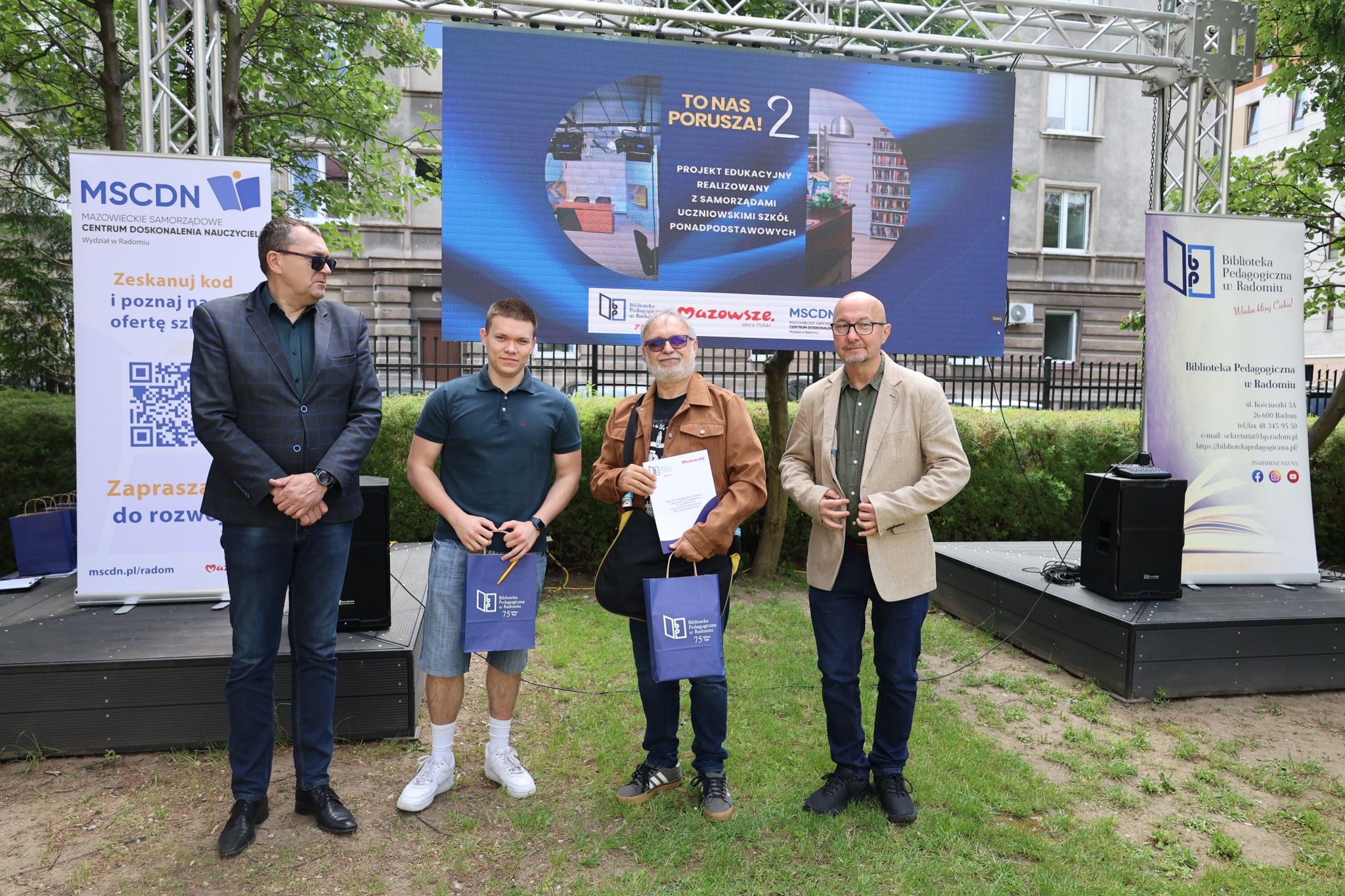 Uroczyste zakończenie drugiej edycji projektu edukacyjnego "To nas porusza"