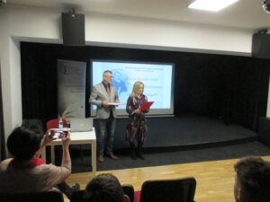 MIĘDZYNARODOWY DZIEŃ JĘZYKA OJCZYSTEGO Zwoleń na ustach świata. Z Janem Kochanowskim dbamy o mowę ojczystą.